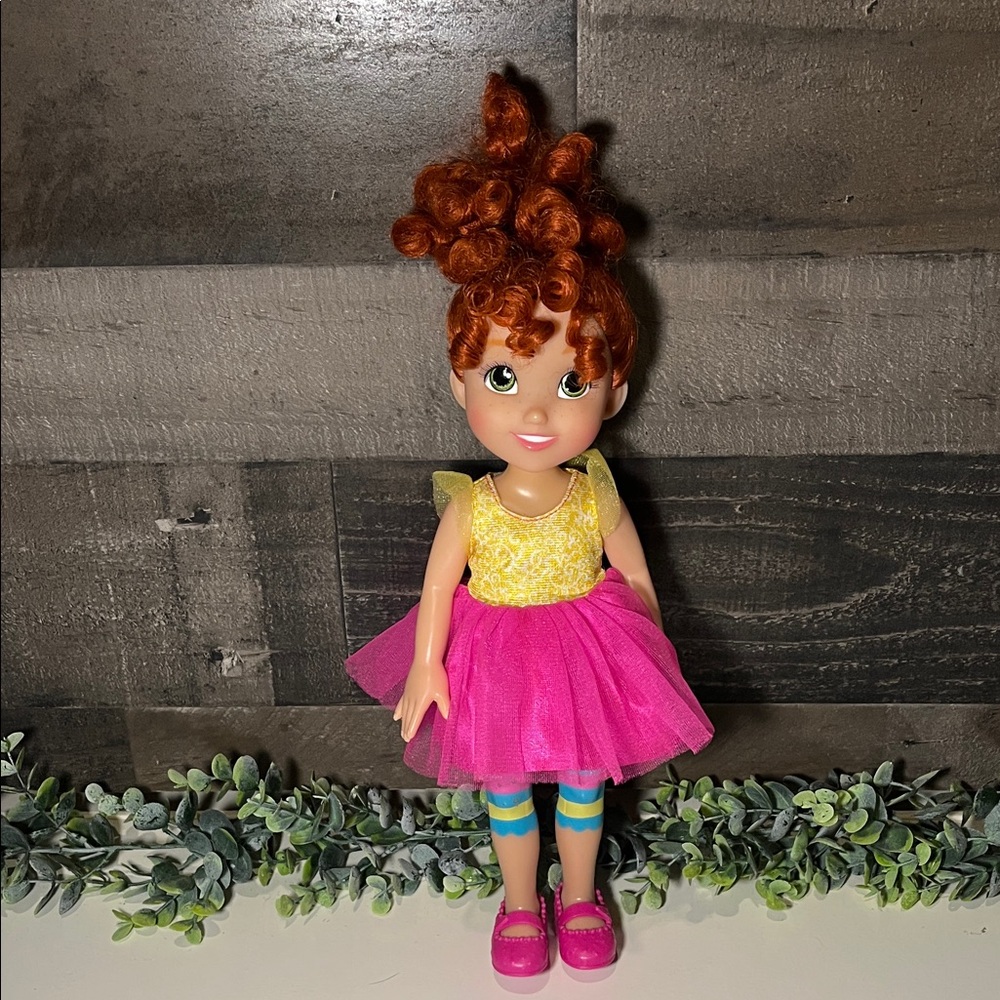 Fancy Nancy doll. Great condition. Possibly from teatime, no crown.